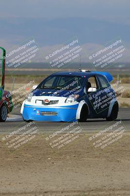 media/Sep-28-2025-24 Hours of Lemons (Sun) [[5dfe0e5f6e]]/9am (Star Mazda)/